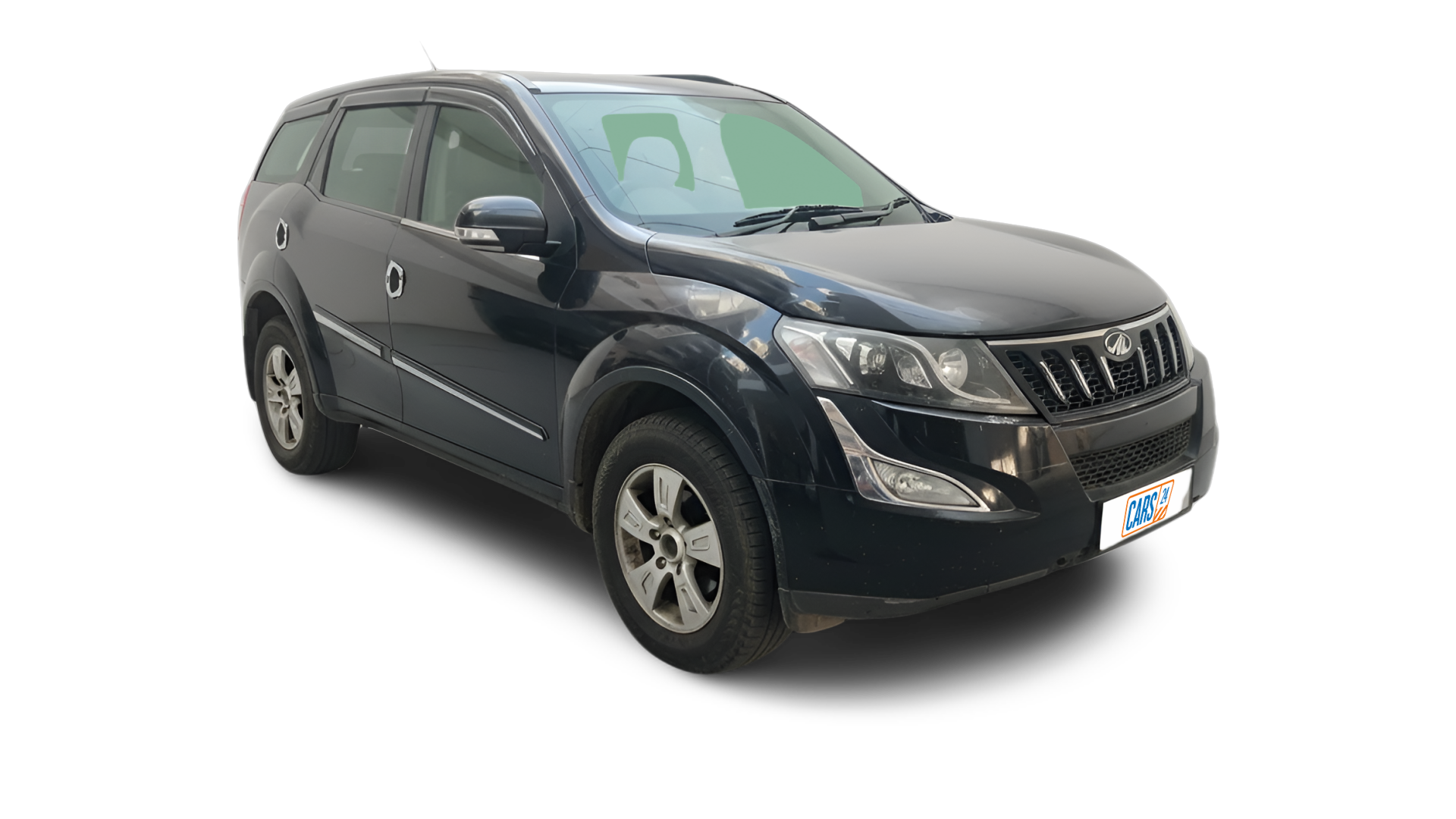 Mahindra XUV500-img
